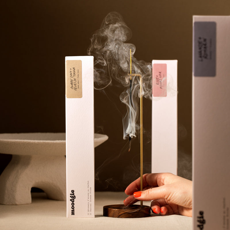 Encens naturel vs encens de masse : comment faire le bon choix ?